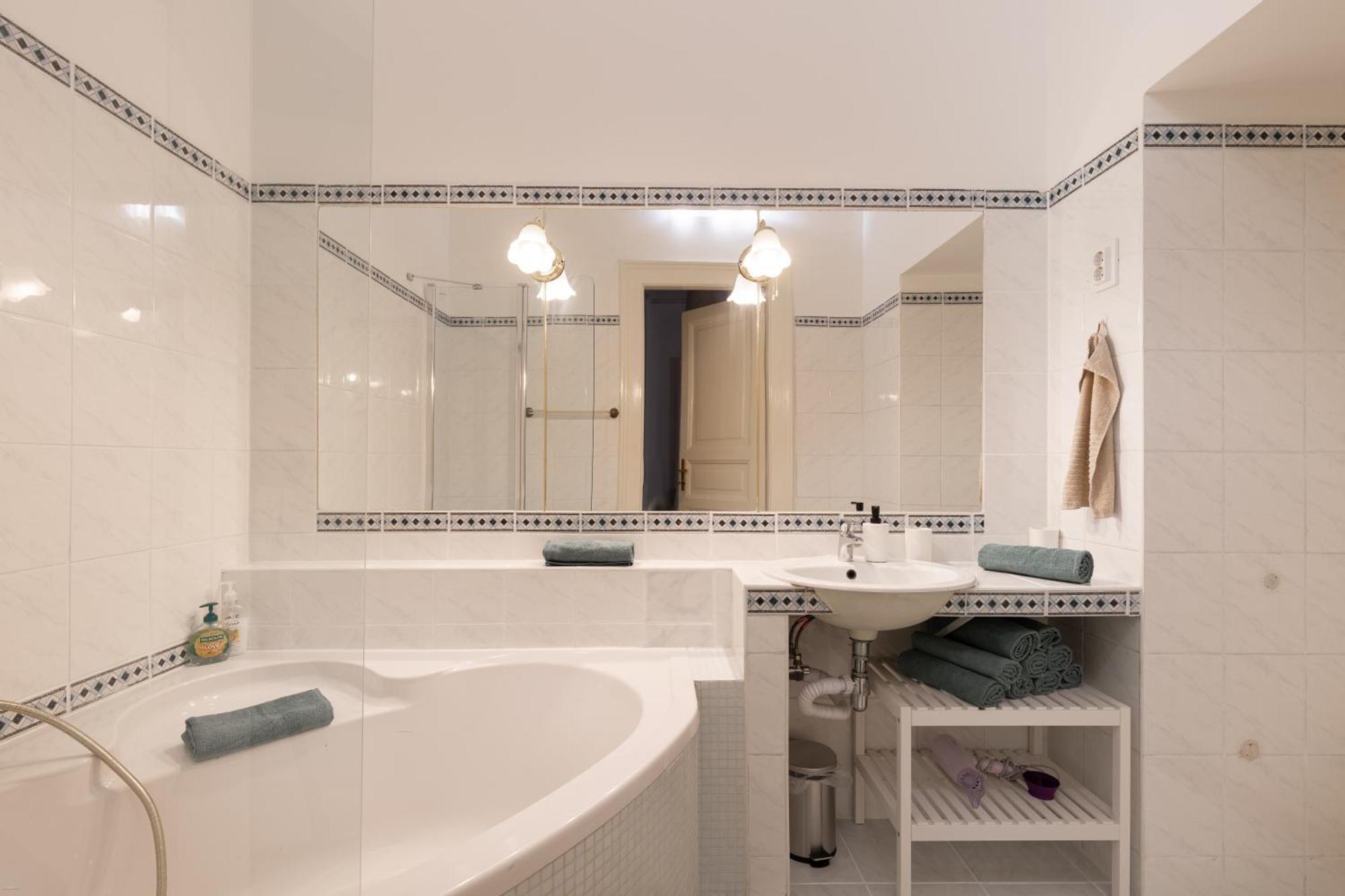 Anker Center By Stn Apartment Budapest Luaran gambar