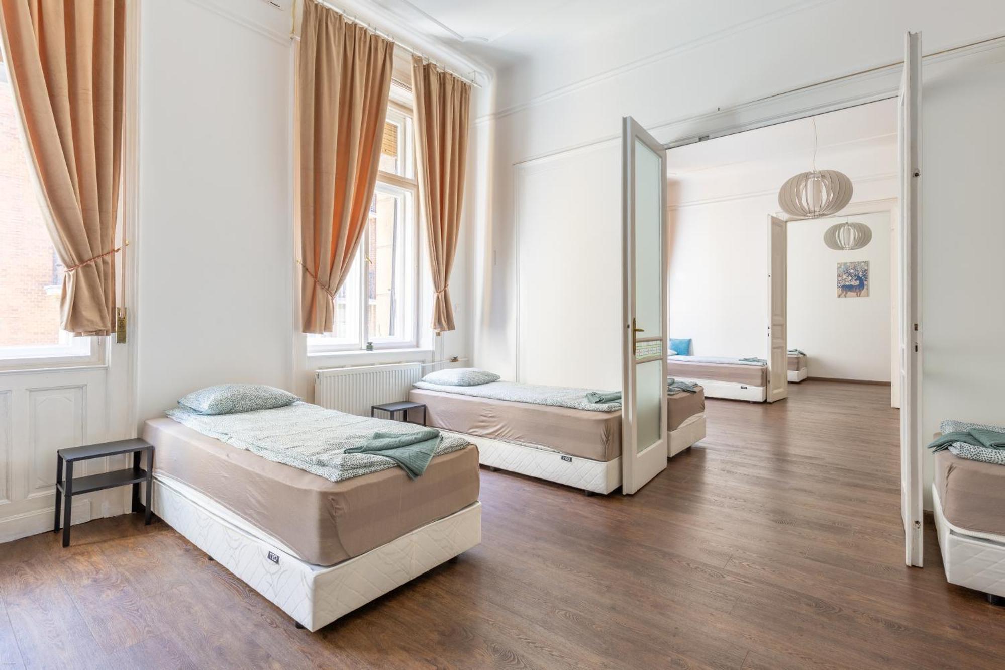 Anker Center By Stn Apartment Budapest Luaran gambar